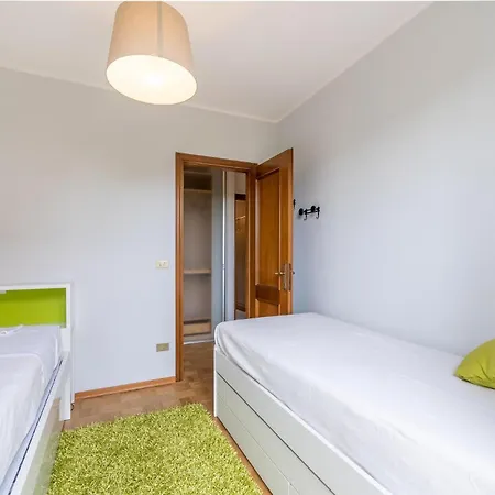 3 Bedroom Amazing In Holiday home